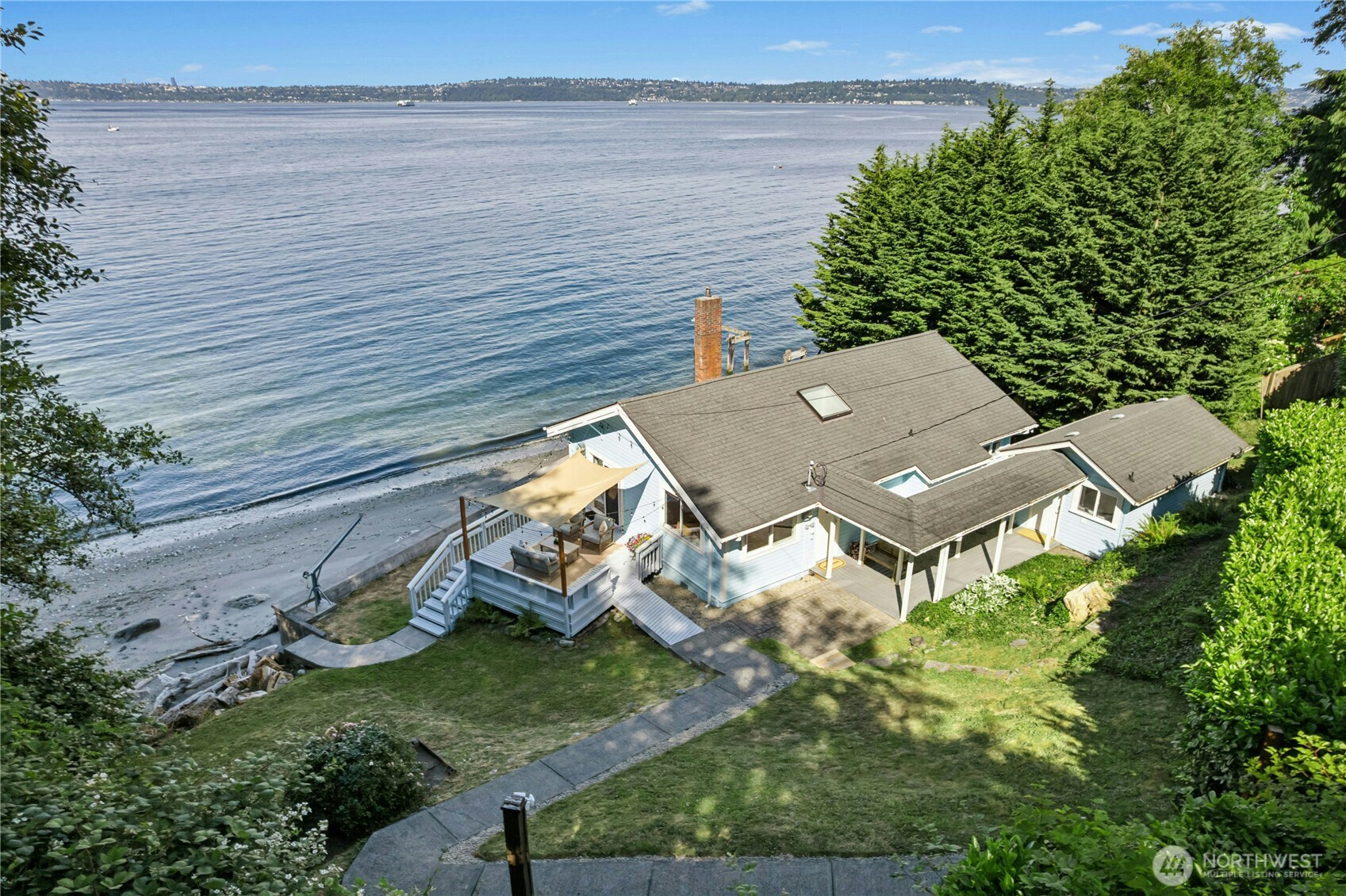10932 Vashon Hwy Property Photo 3