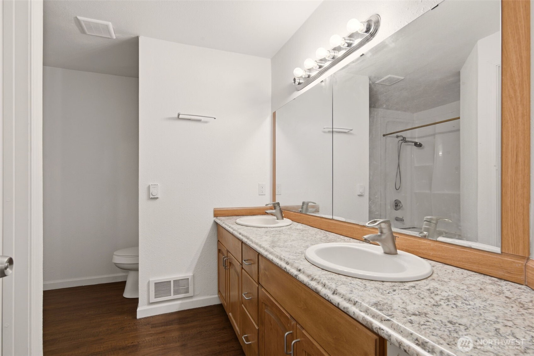 5807 S Ferdinand Street Property Photo 23