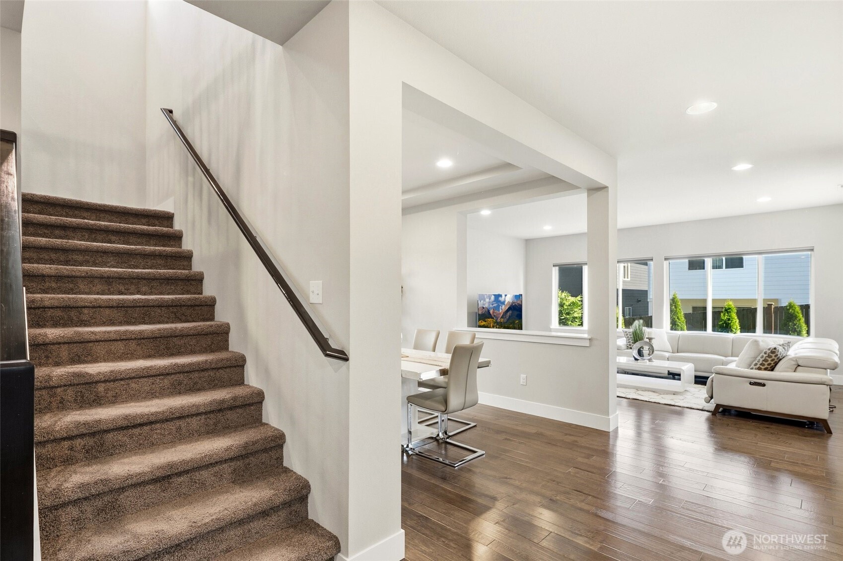16 176th Place Property Photo 3