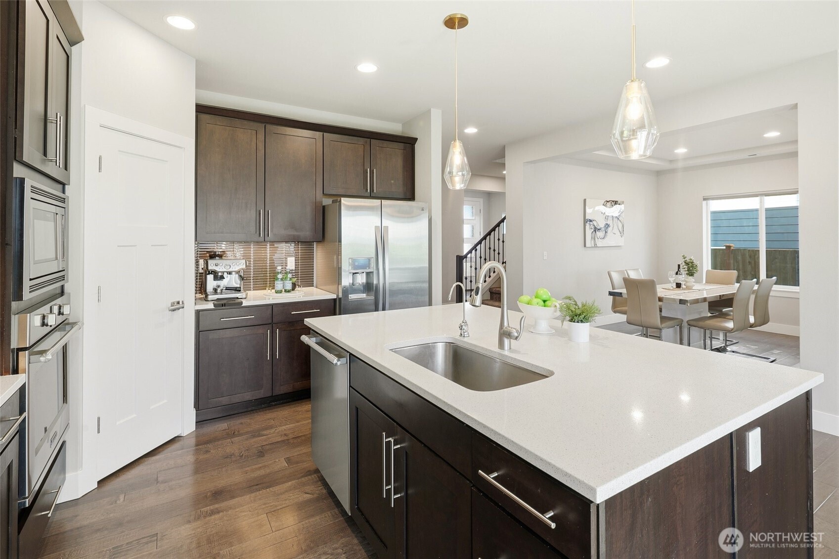 16 176th Place Property Photo 11