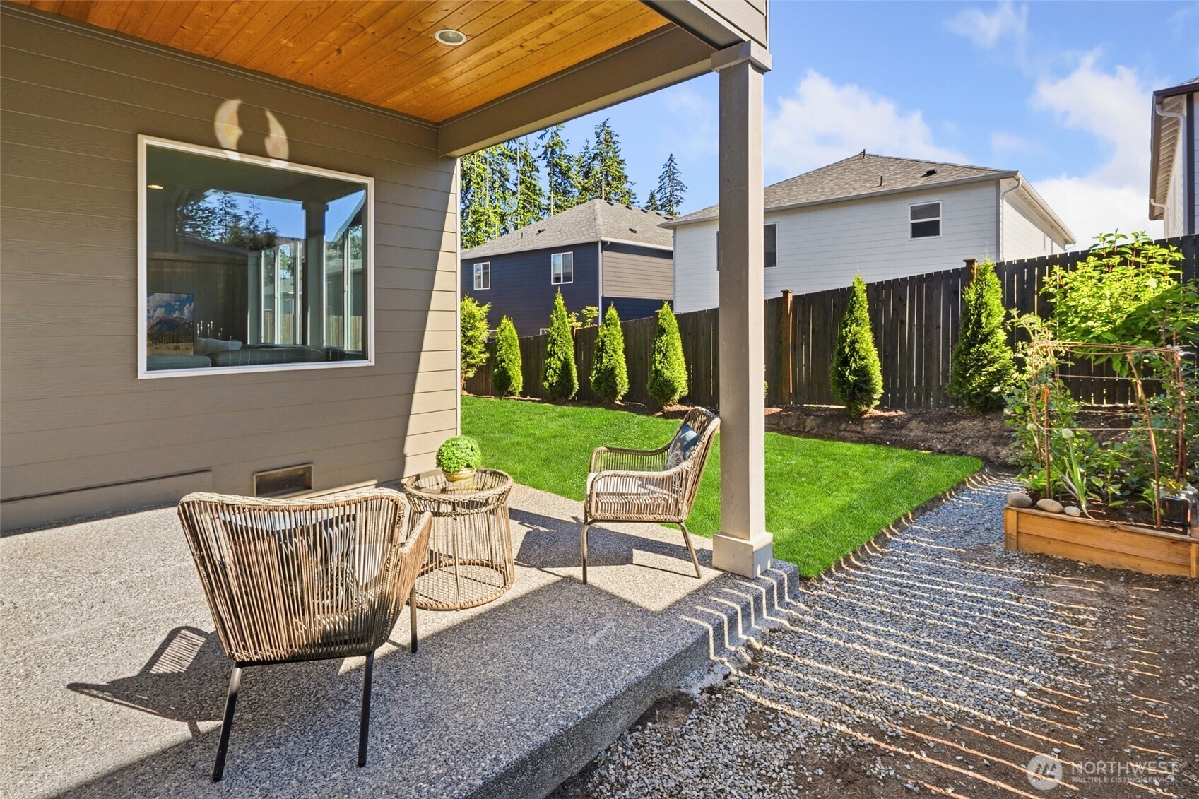 16 176th Place Property Photo 33