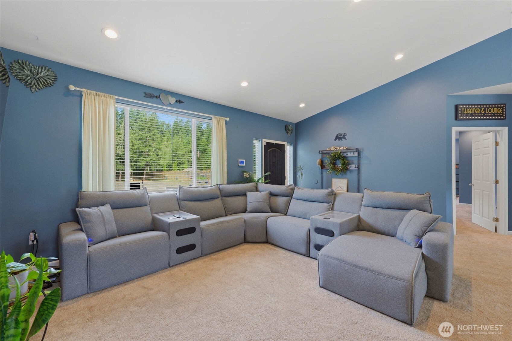 300 E Mclane Cove Drive Property Photo 8