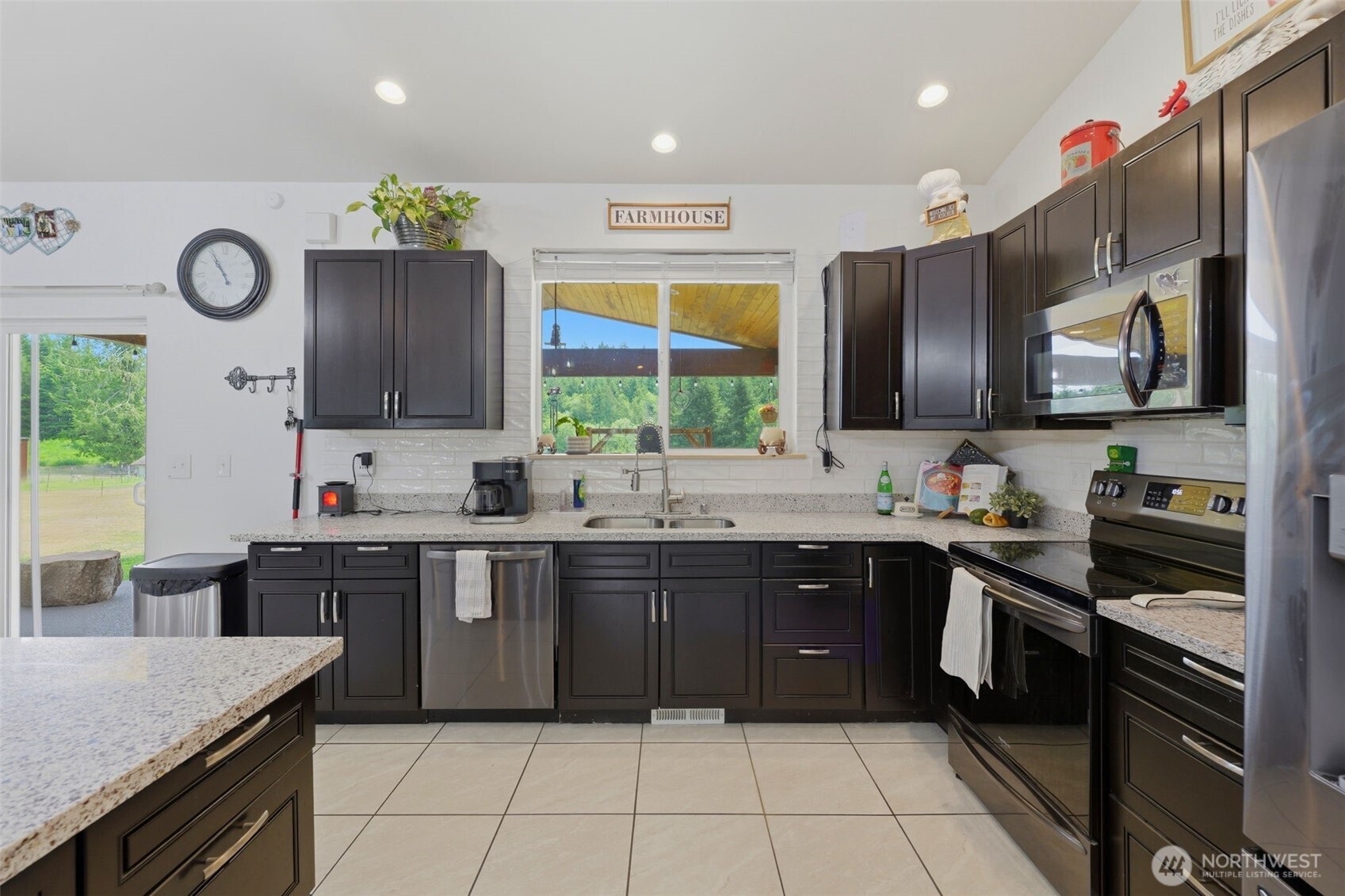 300 E Mclane Cove Drive Property Photo 11