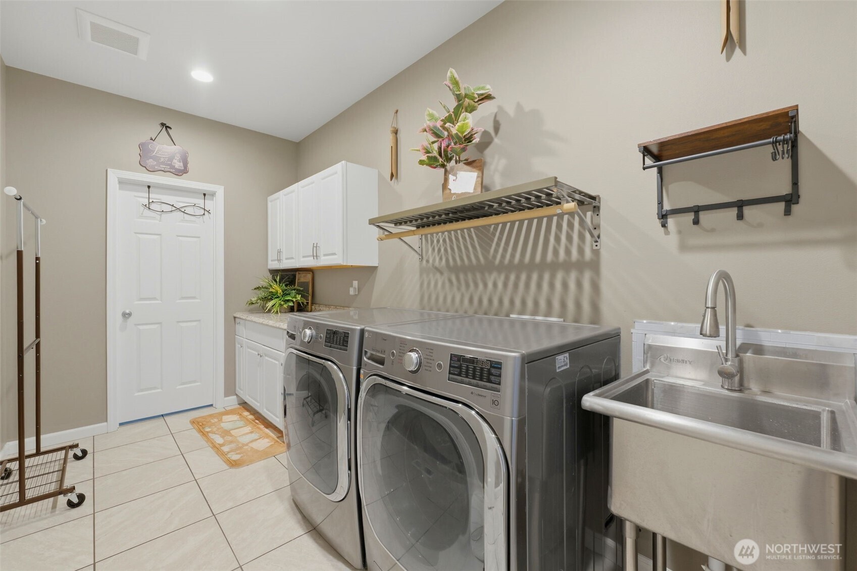 300 E Mclane Cove Drive Property Photo 26