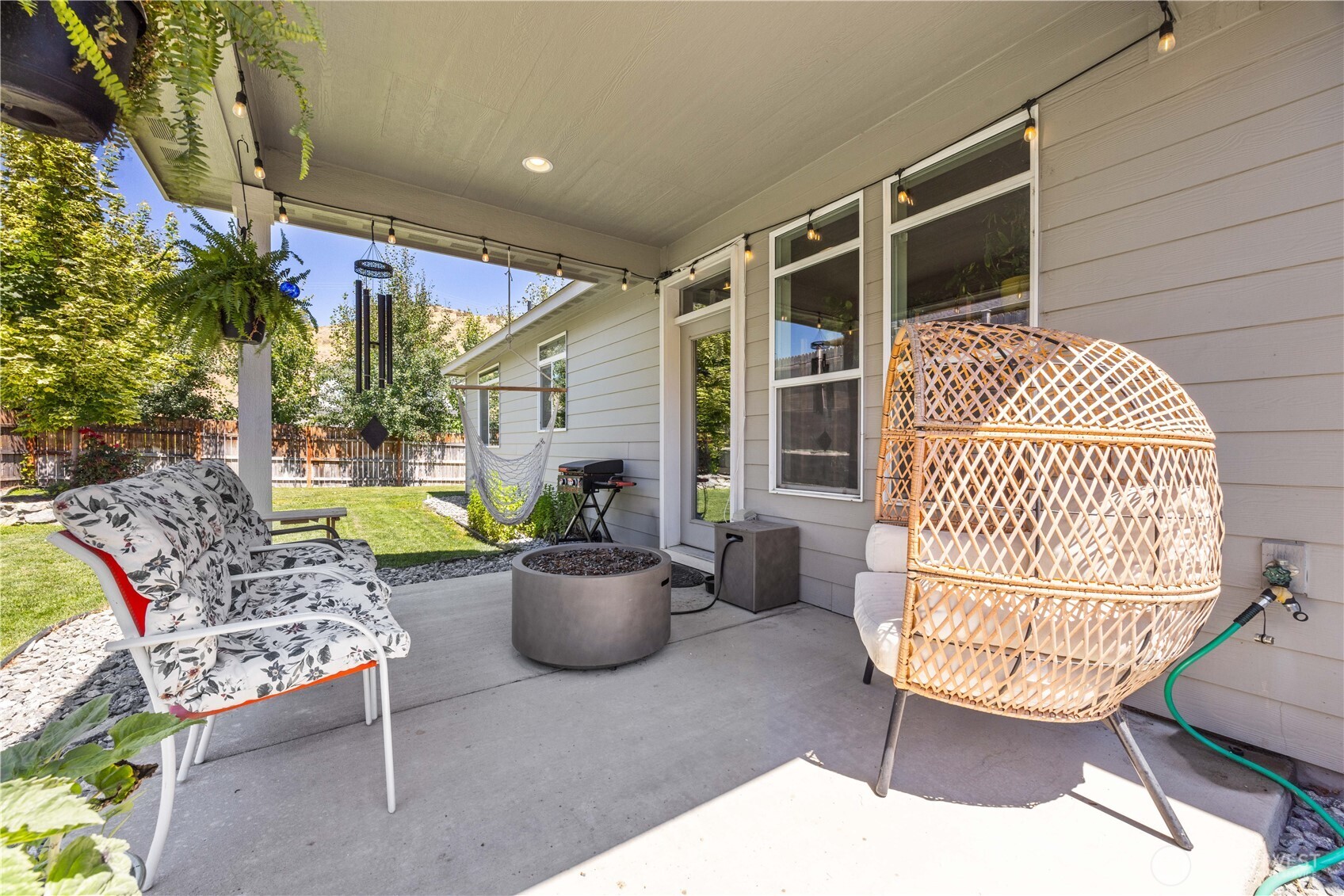 491 Spring View Place Property Photo 16