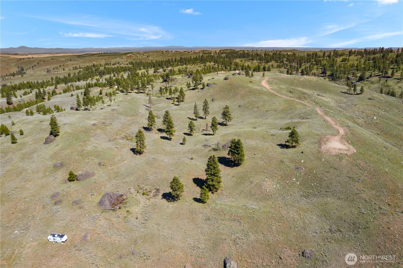 12 Columbia River Bluffs Road Property Photo 5