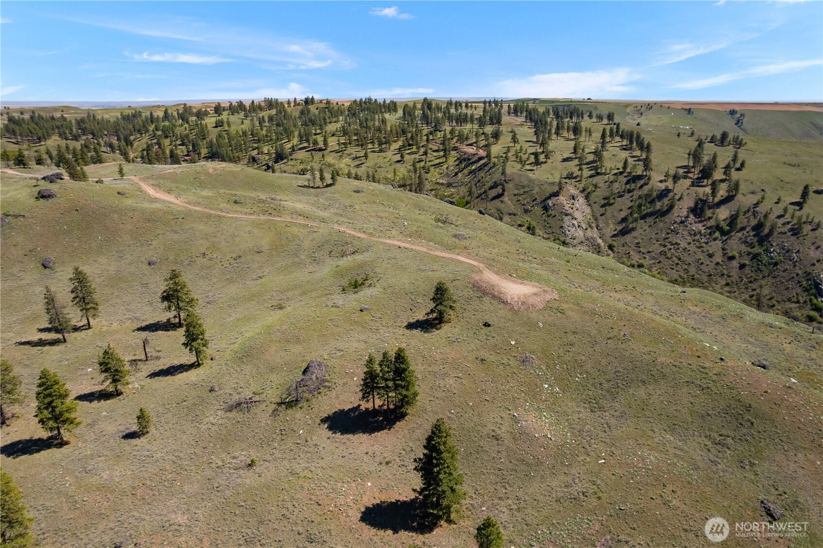 12 Columbia River Bluffs Road Property Photo 6