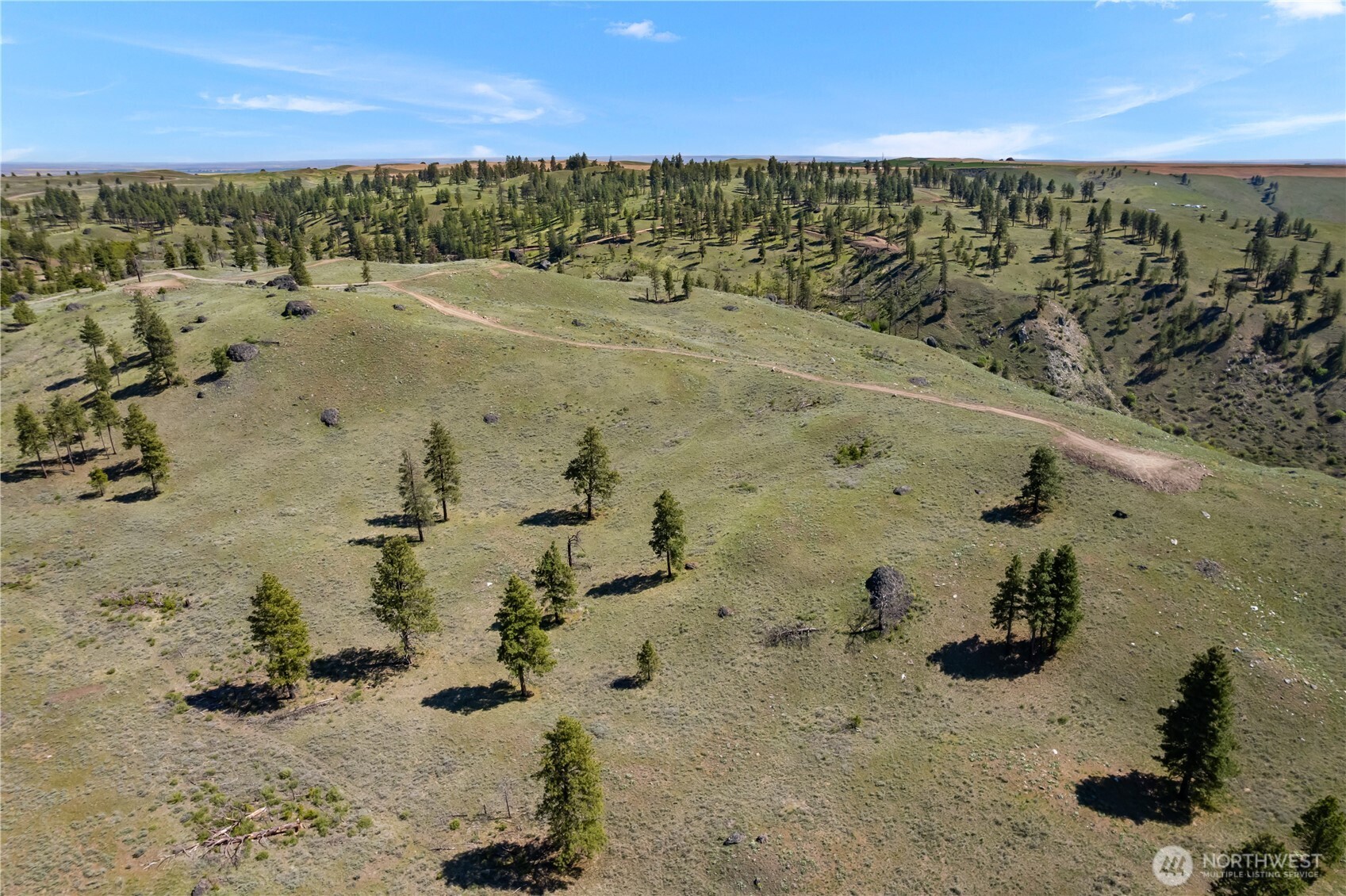 12 Columbia River Bluffs Road Property Photo 7