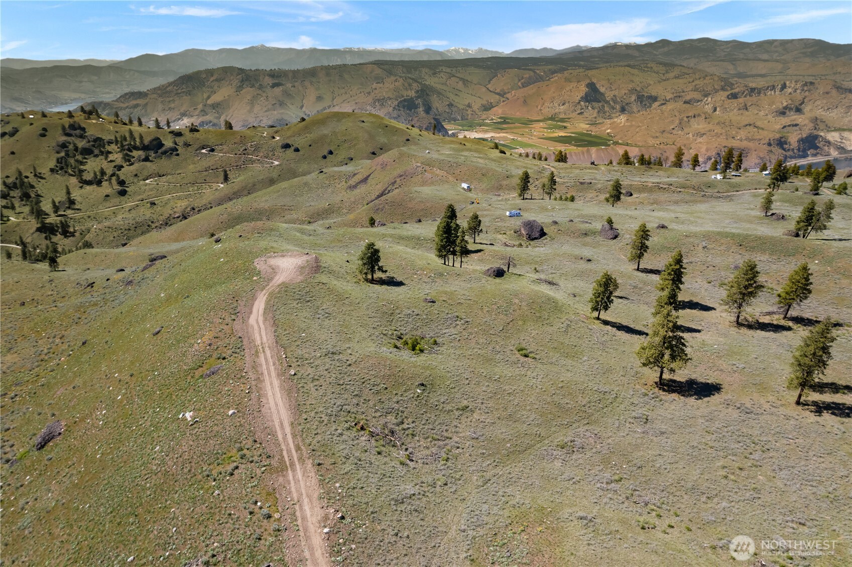 12 Columbia River Bluffs Road Property Photo 11
