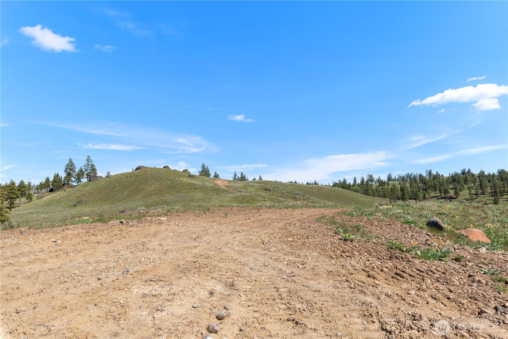 12 Columbia River Bluffs Road Property Photo 12