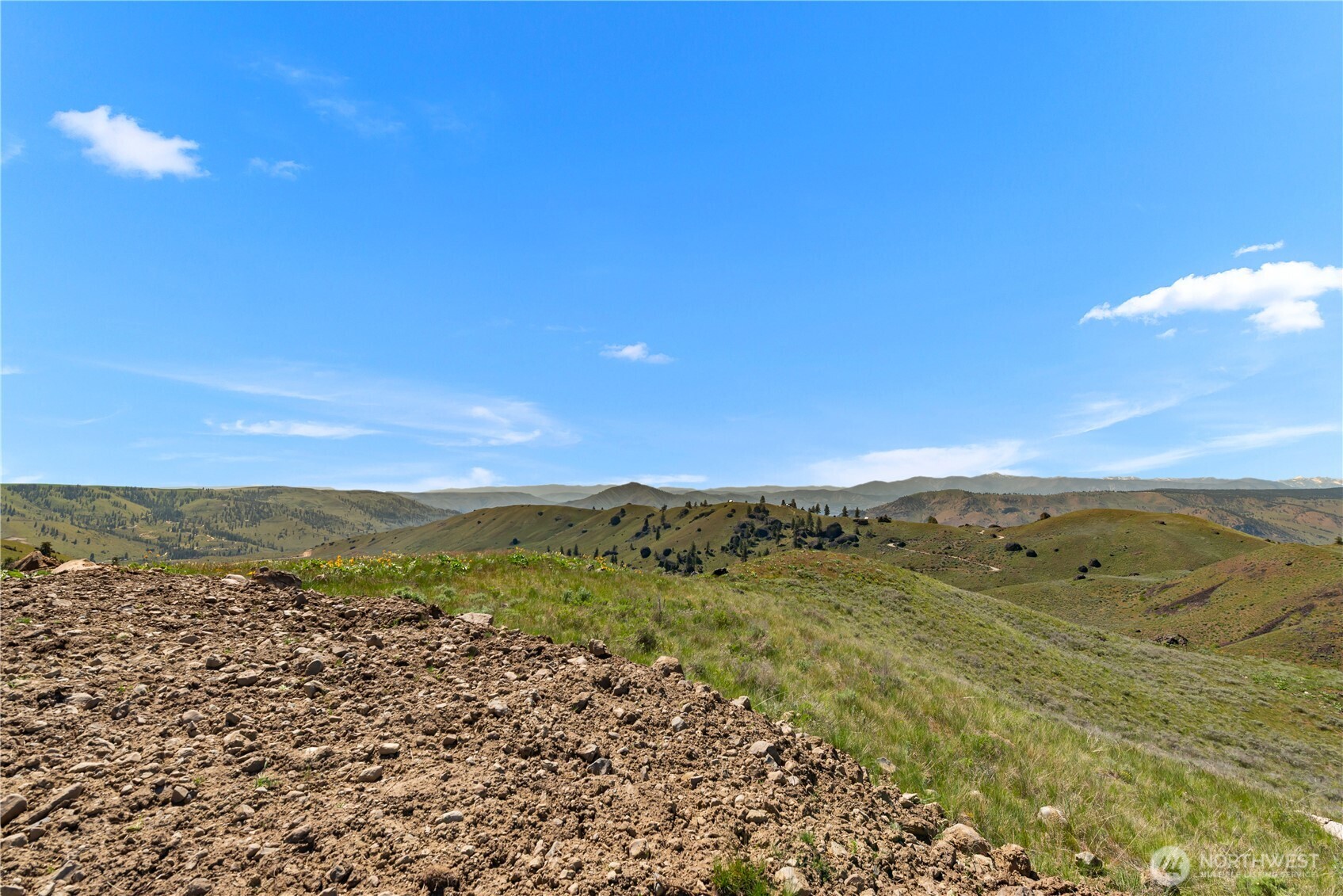 12 Columbia River Bluffs Road Property Photo 18