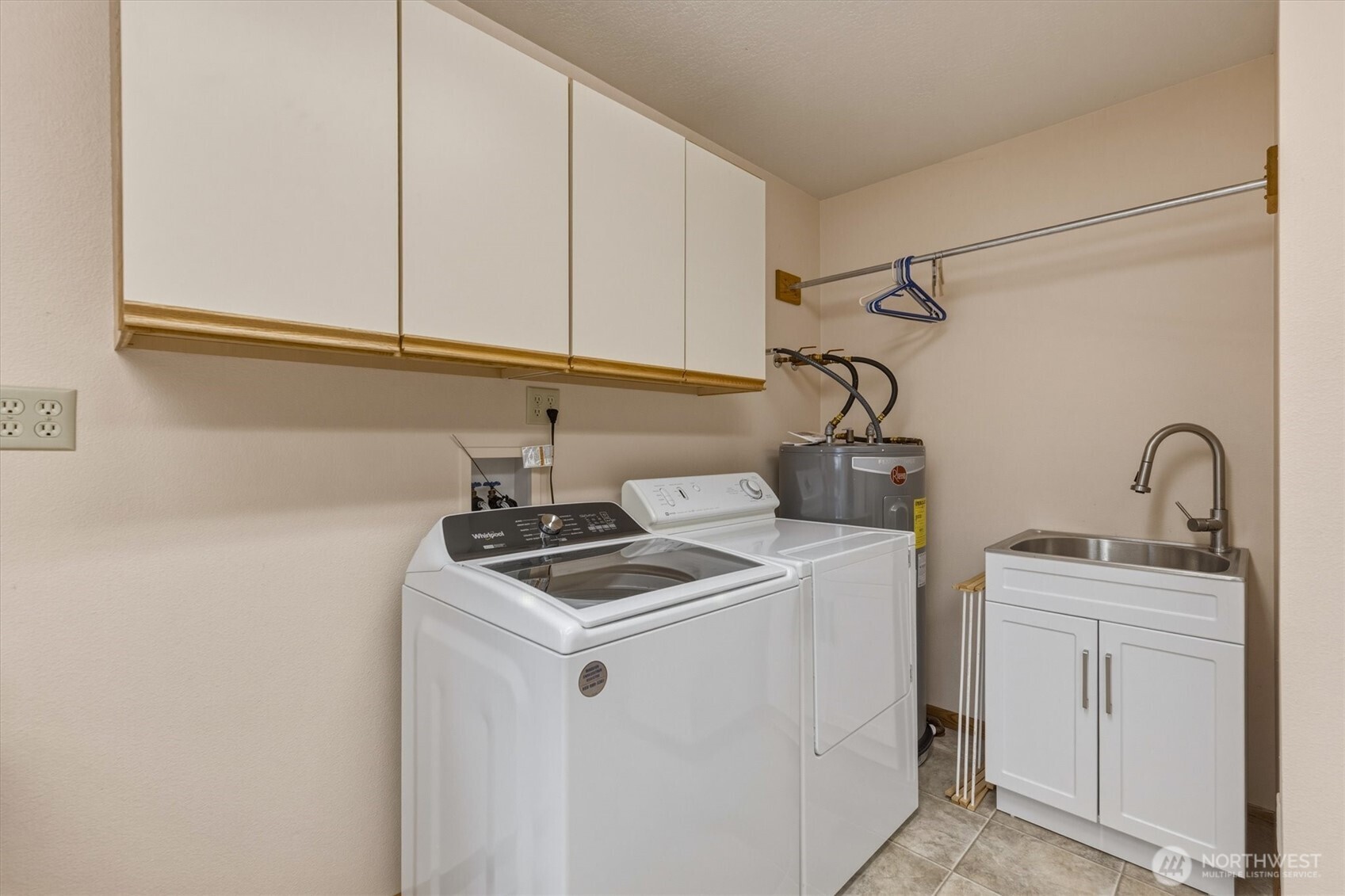 299 Cedar Lane Property Photo 10