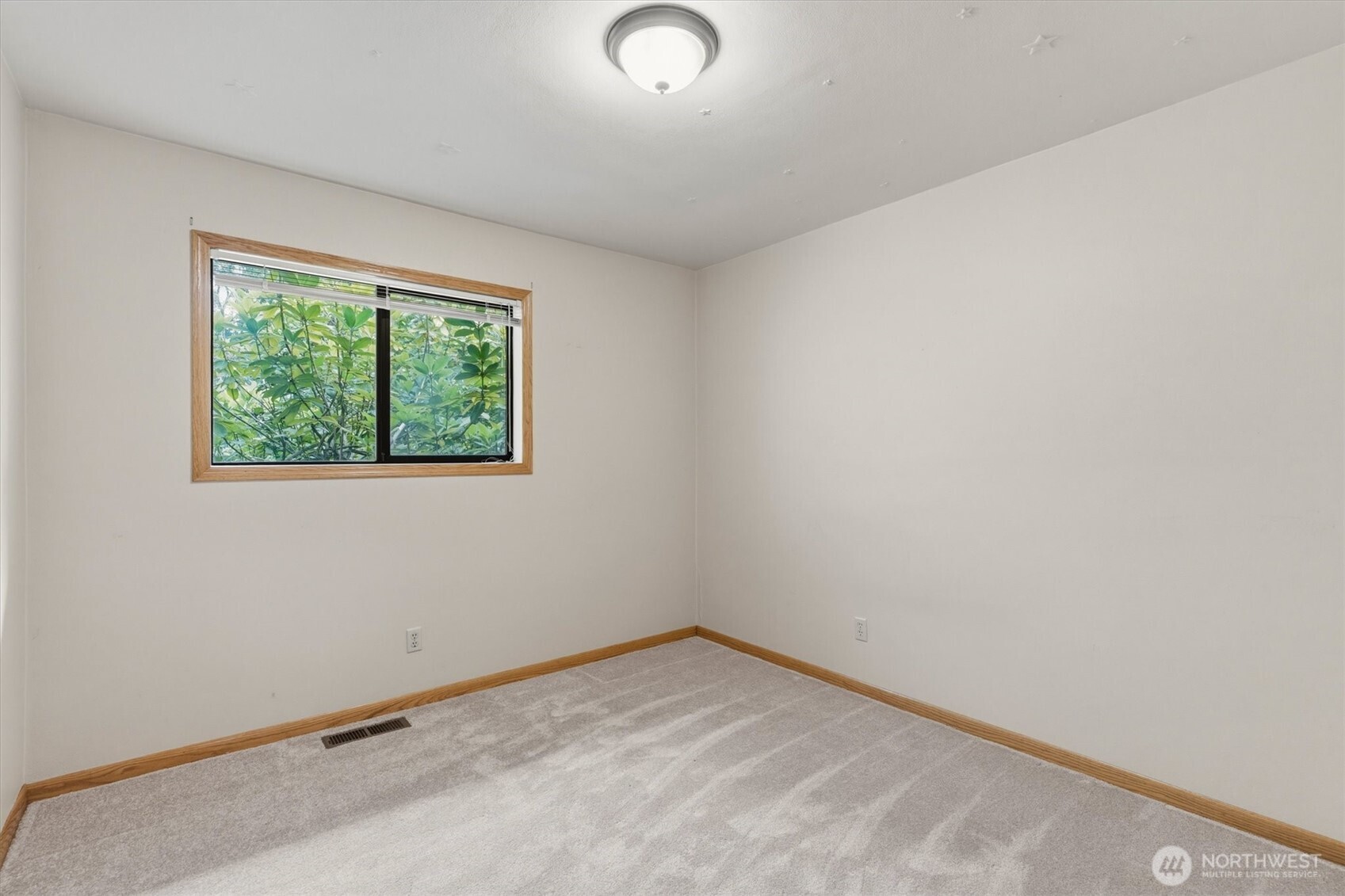 299 Cedar Lane Property Photo 16