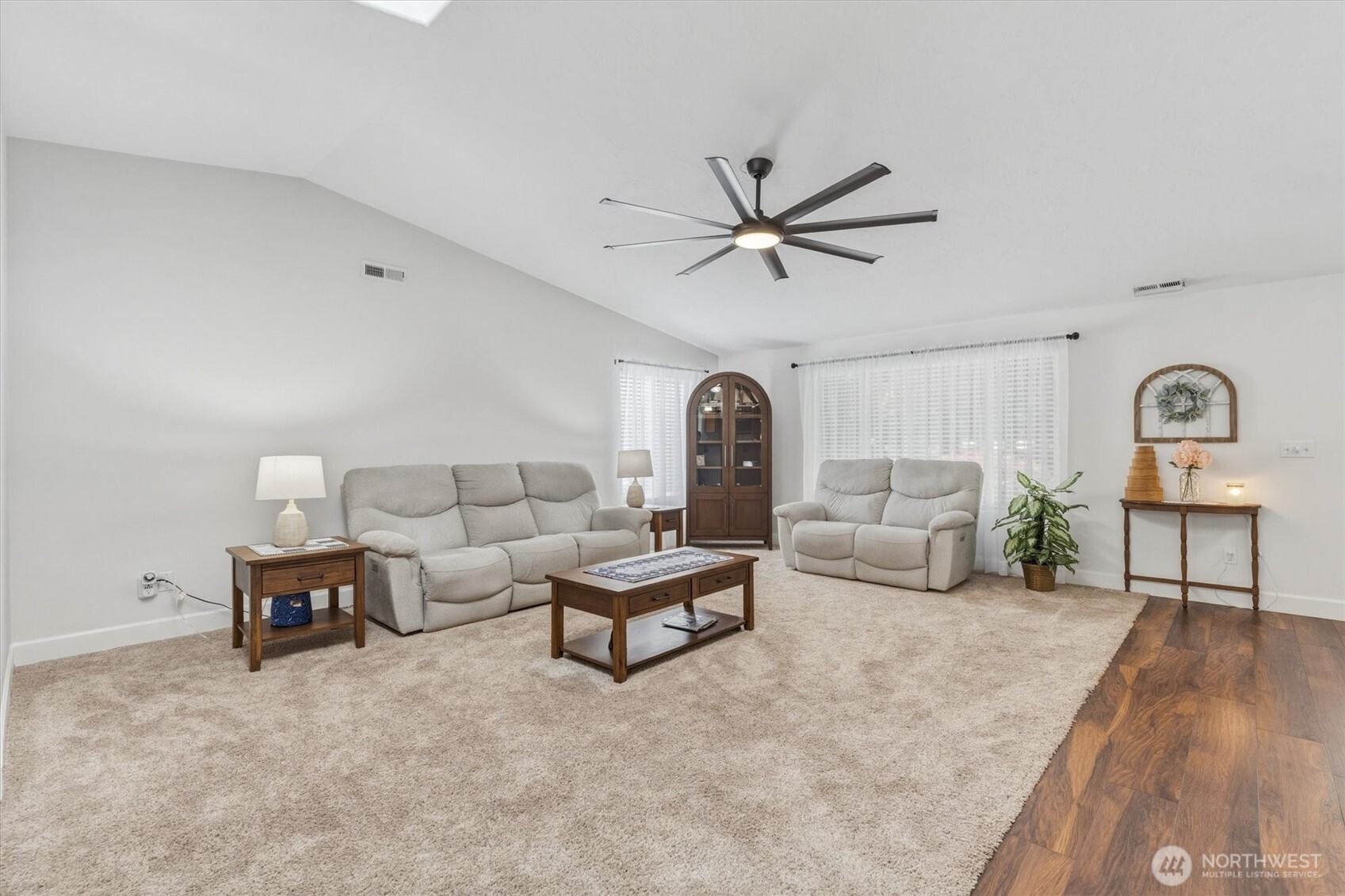 136 Jean Road Property Photo 4