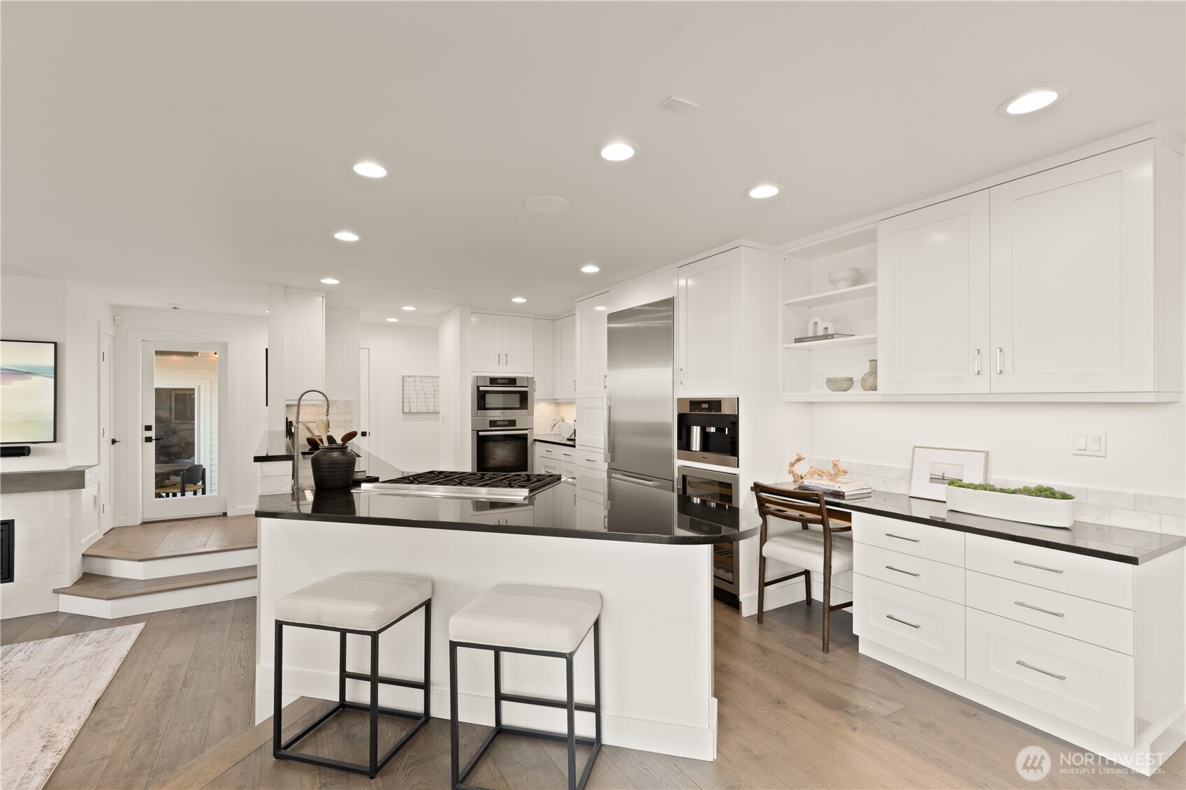 7712 89th Place Property Photo 10