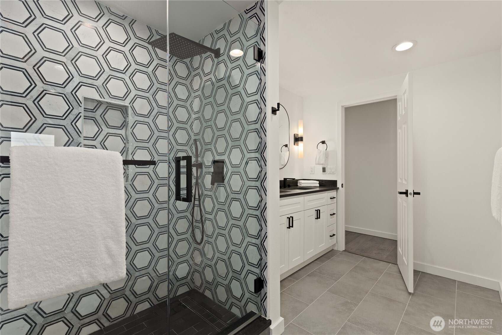 7712 89th Place Property Photo 35
