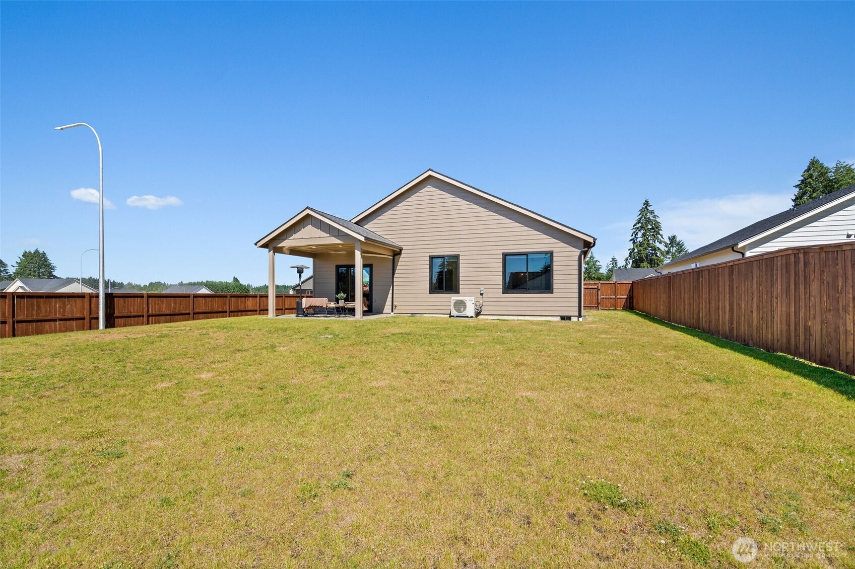 649 Prominence Street Property Photo 25