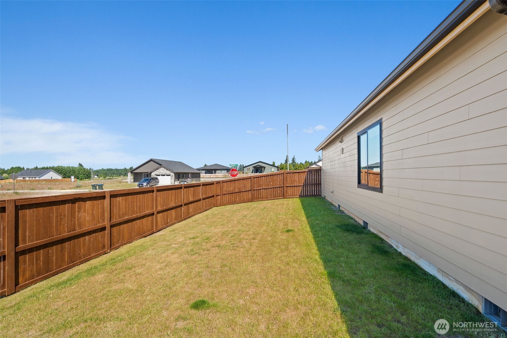 649 Prominence Street Property Photo 27