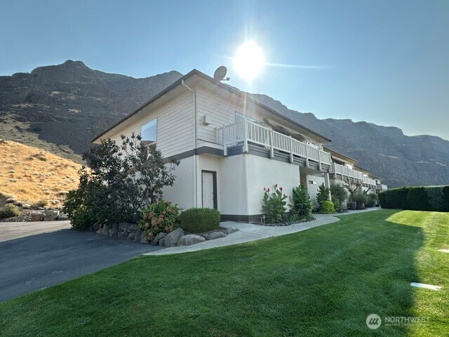 9021 Nw Crescent Bar Road 1 Property Photo 3