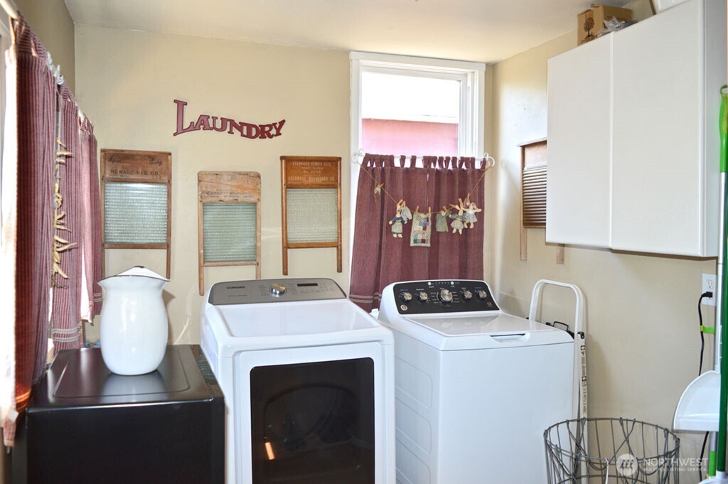 673 Sw Chehalis Avenue Property Photo 15