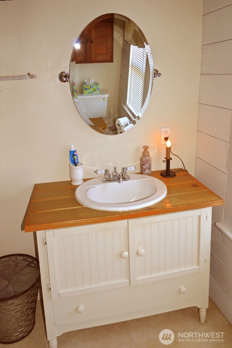 673 Sw Chehalis Avenue Property Photo 24