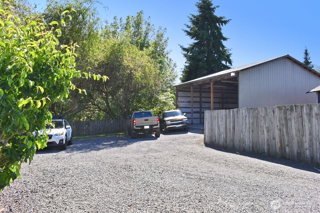 673 Sw Chehalis Avenue Property Photo 27