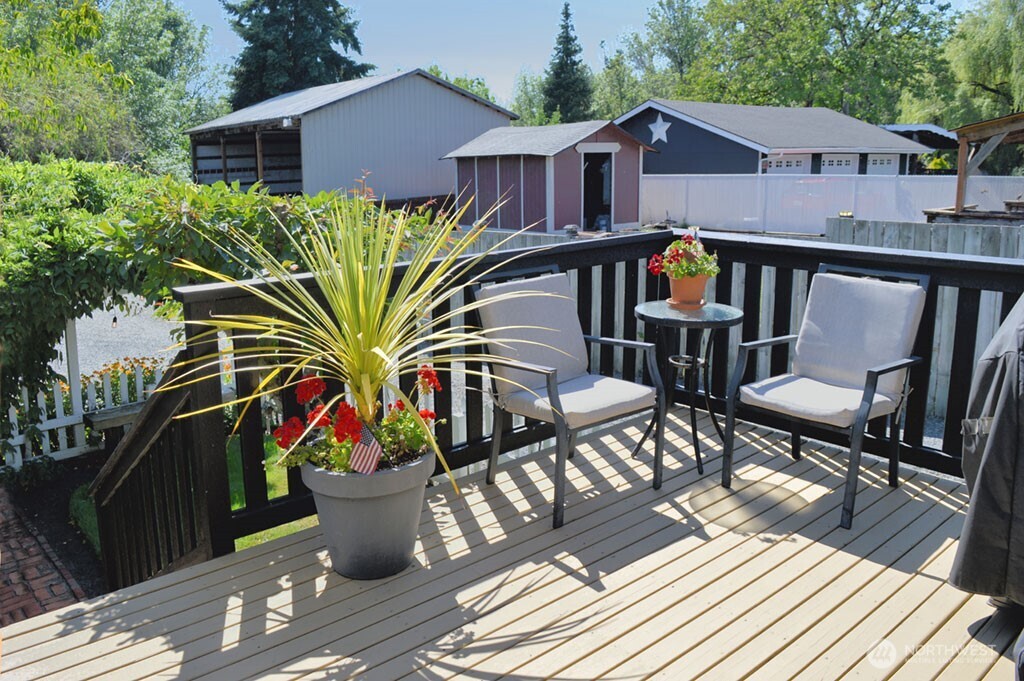 673 Sw Chehalis Avenue Property Photo 32