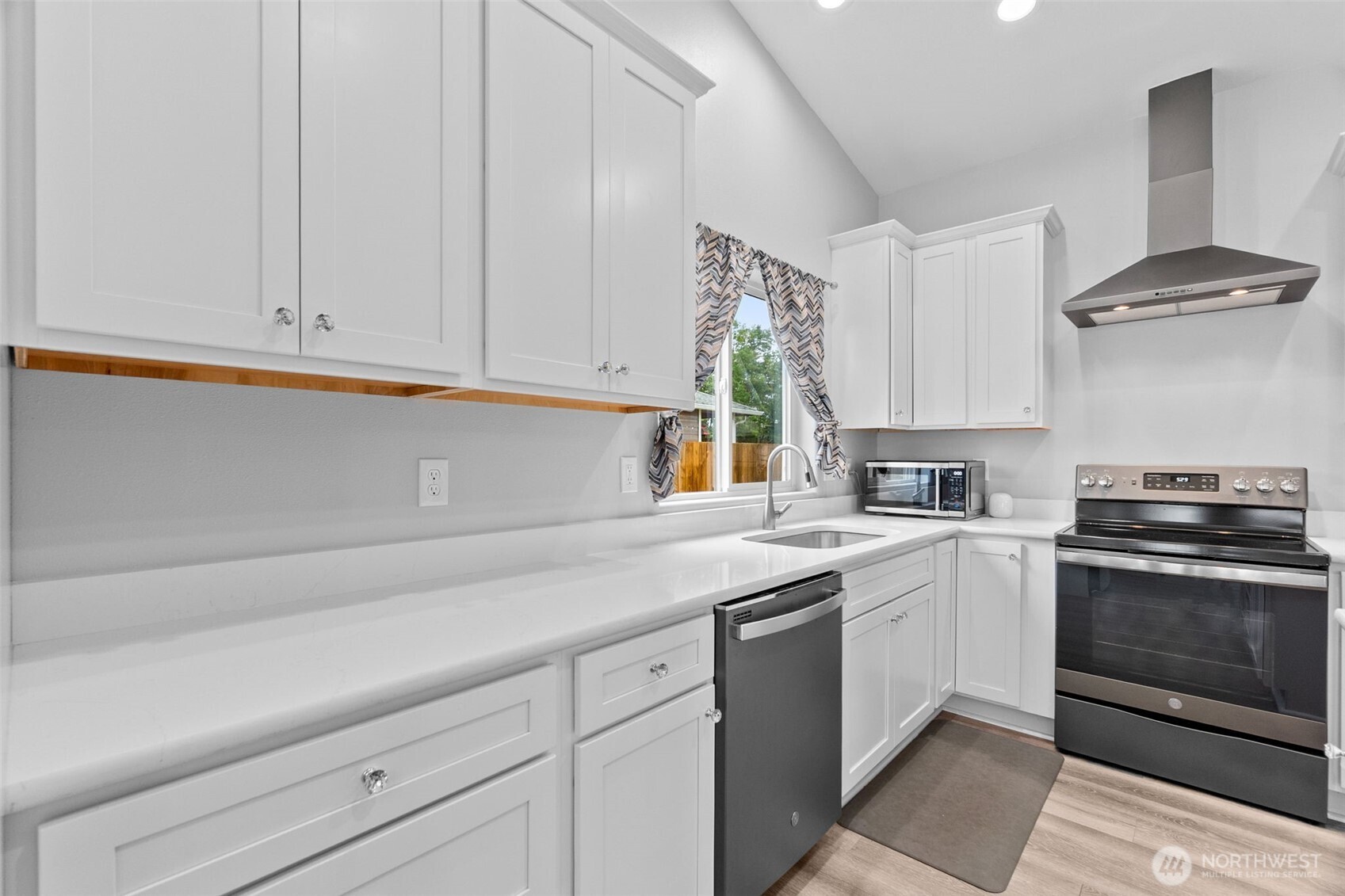 19 Timber Lane Property Photo 14