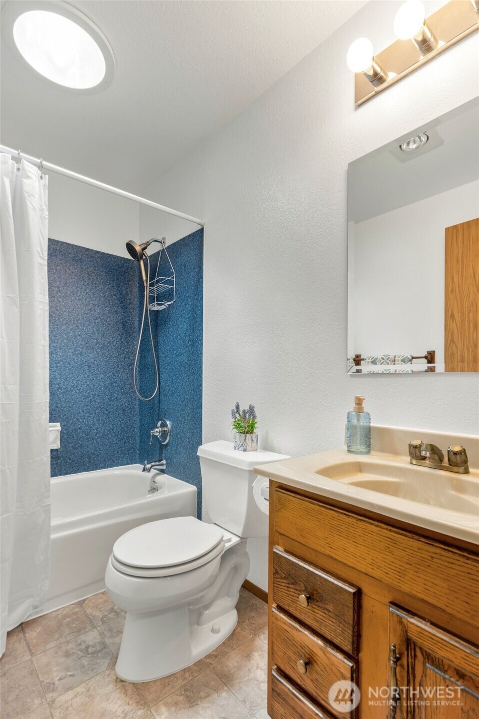 122 Bellflower Road Property Photo 16