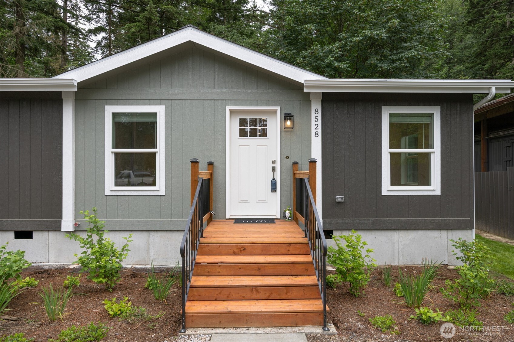 8528 Juniper Place Property Photo 7