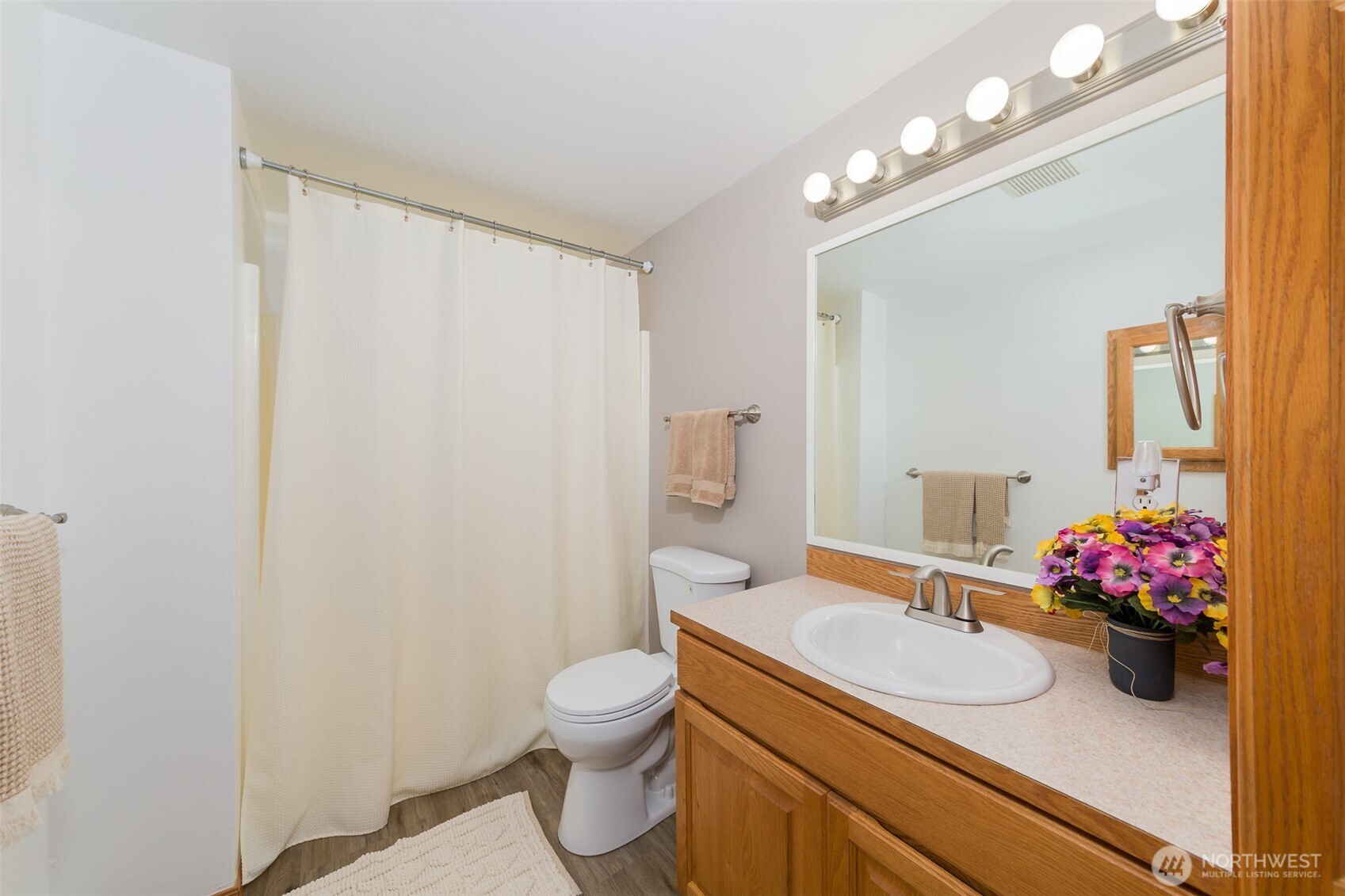 1010 W Stanley Street Property Photo 23