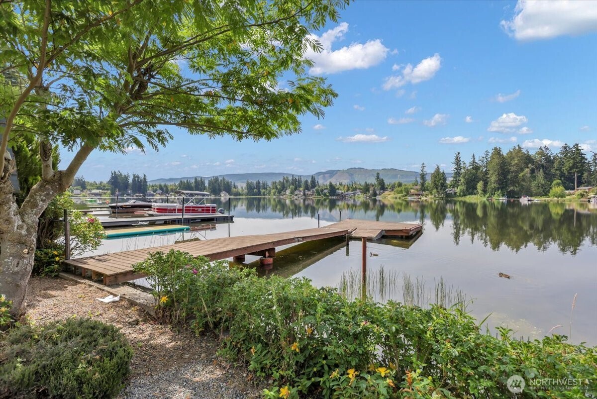 17049 Lake Point Drive Property Photo 24