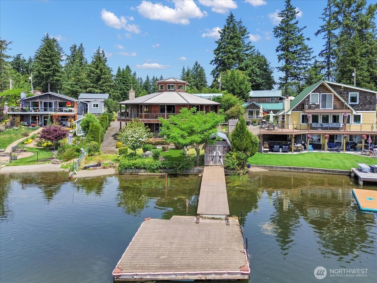 17049 Lake Point Drive Property Photo 39