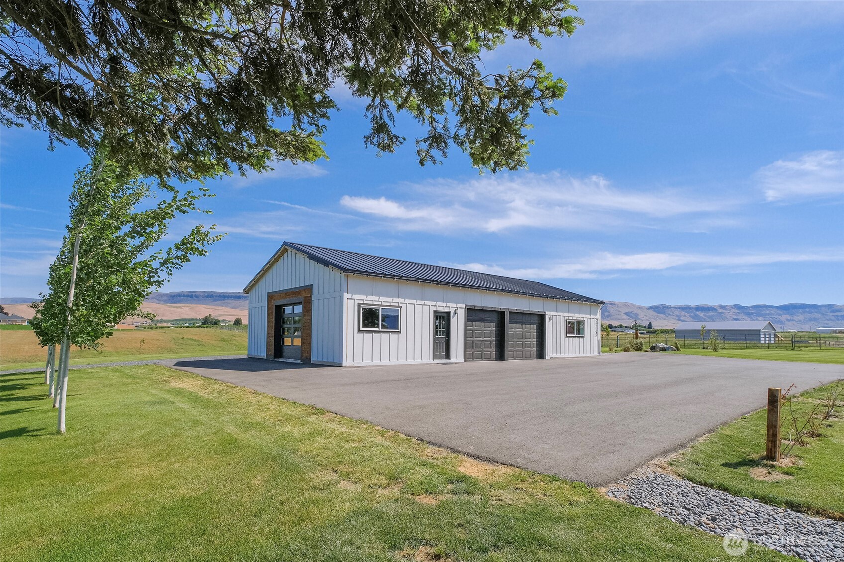 2735 4th Street Property Photo 16