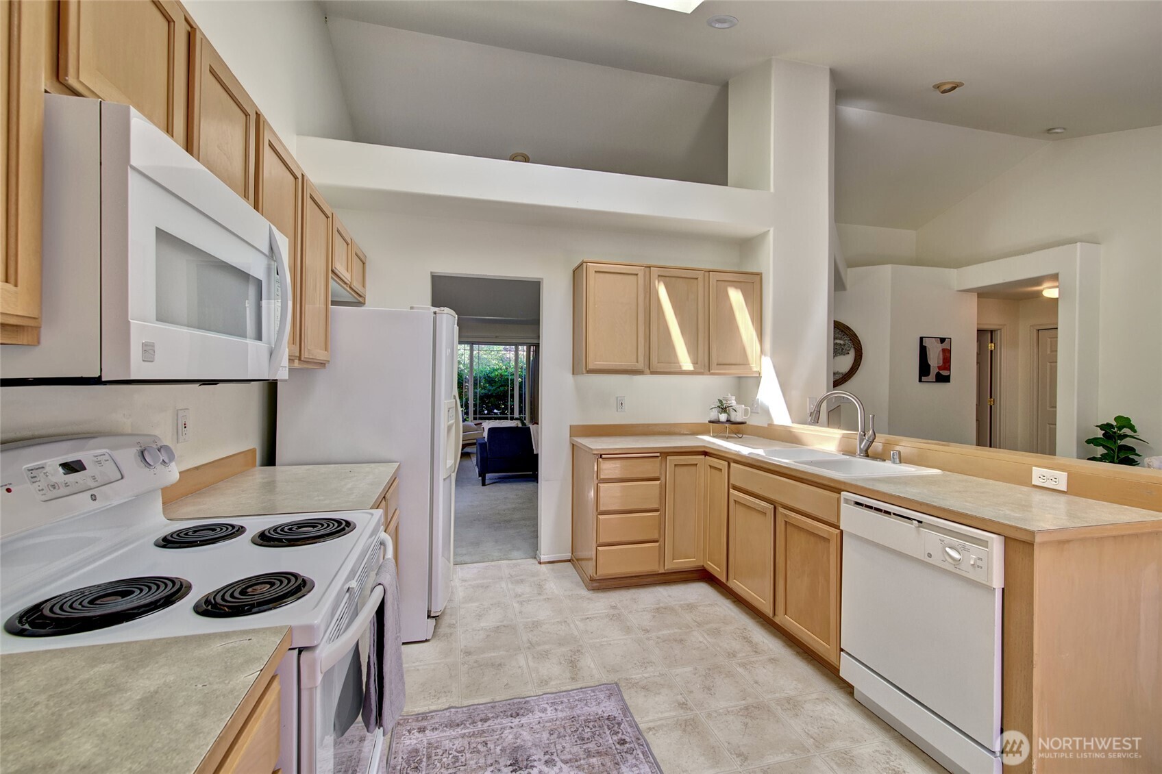 18427 Teeside Lane Property Photo 7