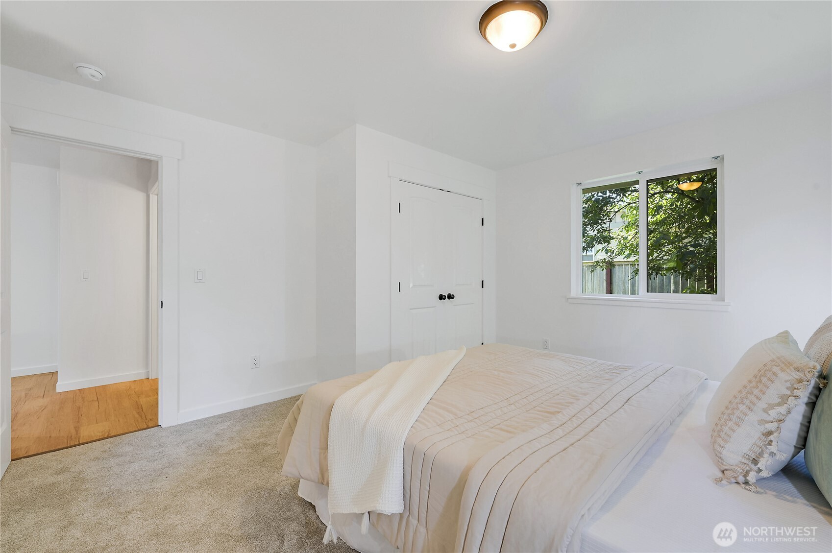 22 Pebble Lane Property Photo 17