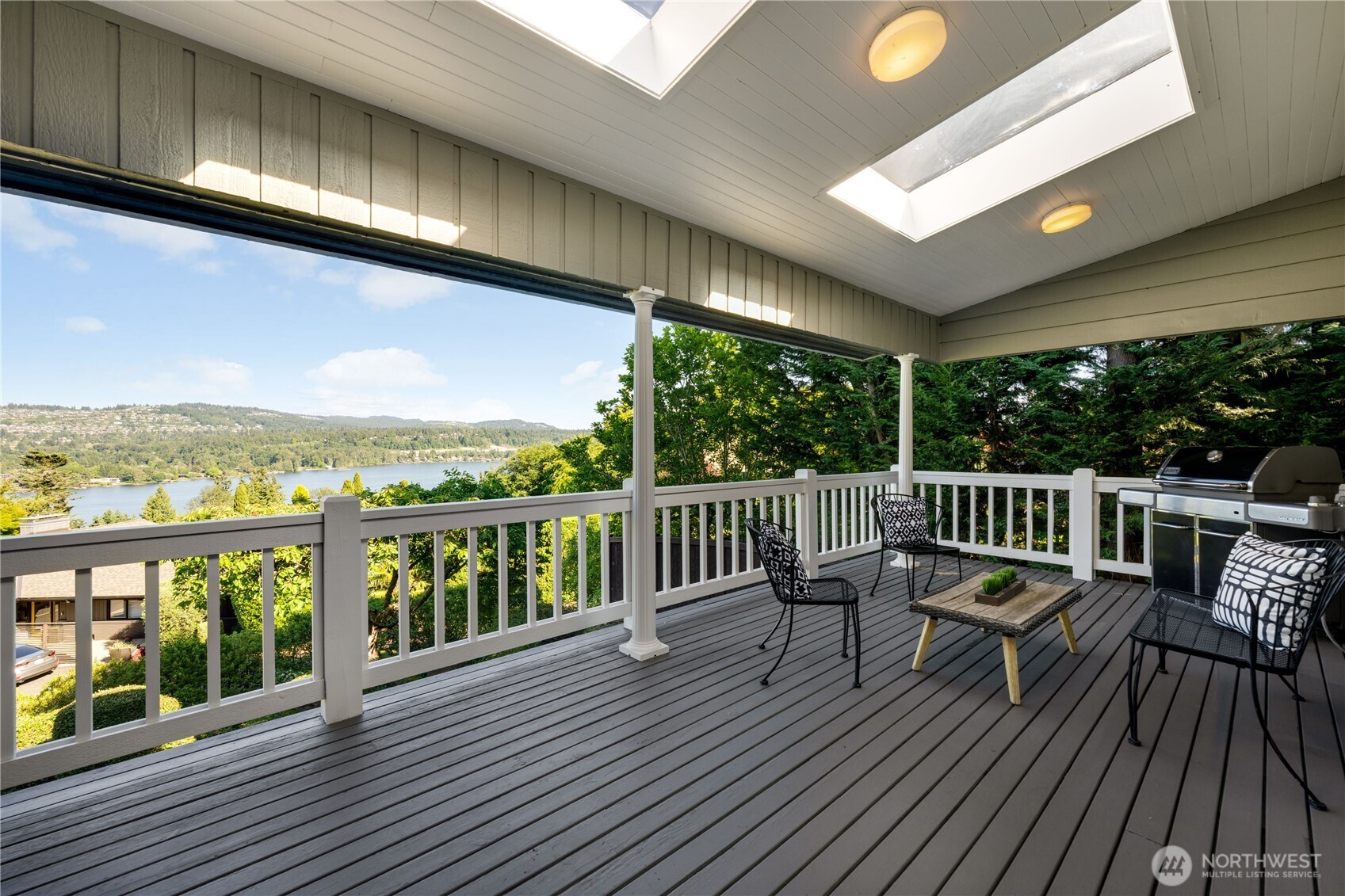 4232 Shoreclub Drive Property Photo 10