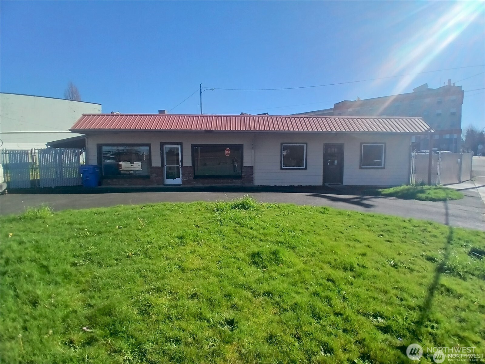 101 Academy Property Photo 1