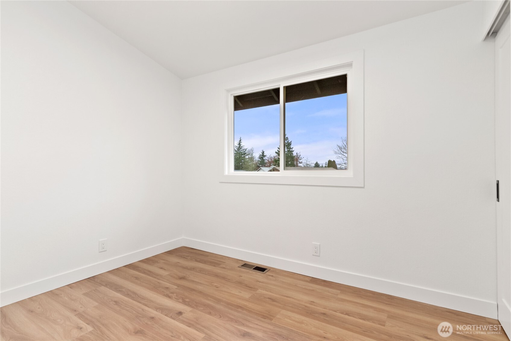 20733 Elberta Road Property Photo 21