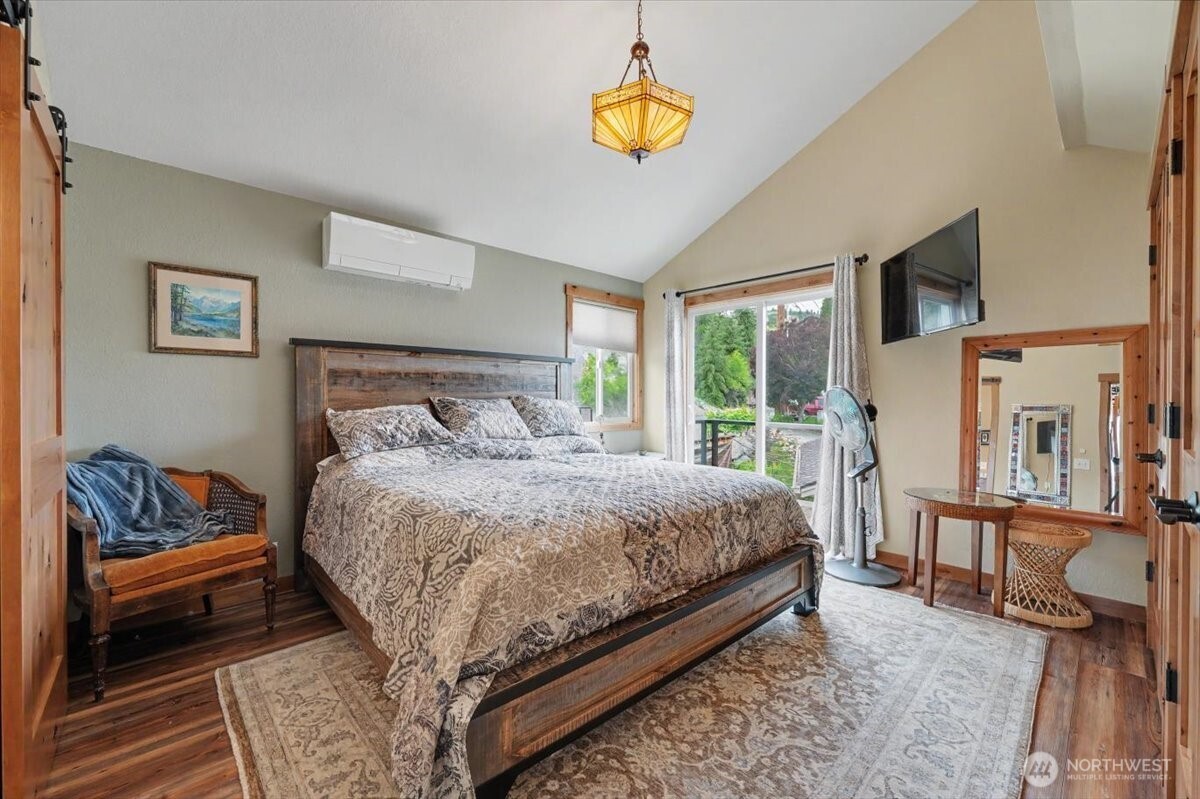 1386 S Lakeshore Road Property Photo 24