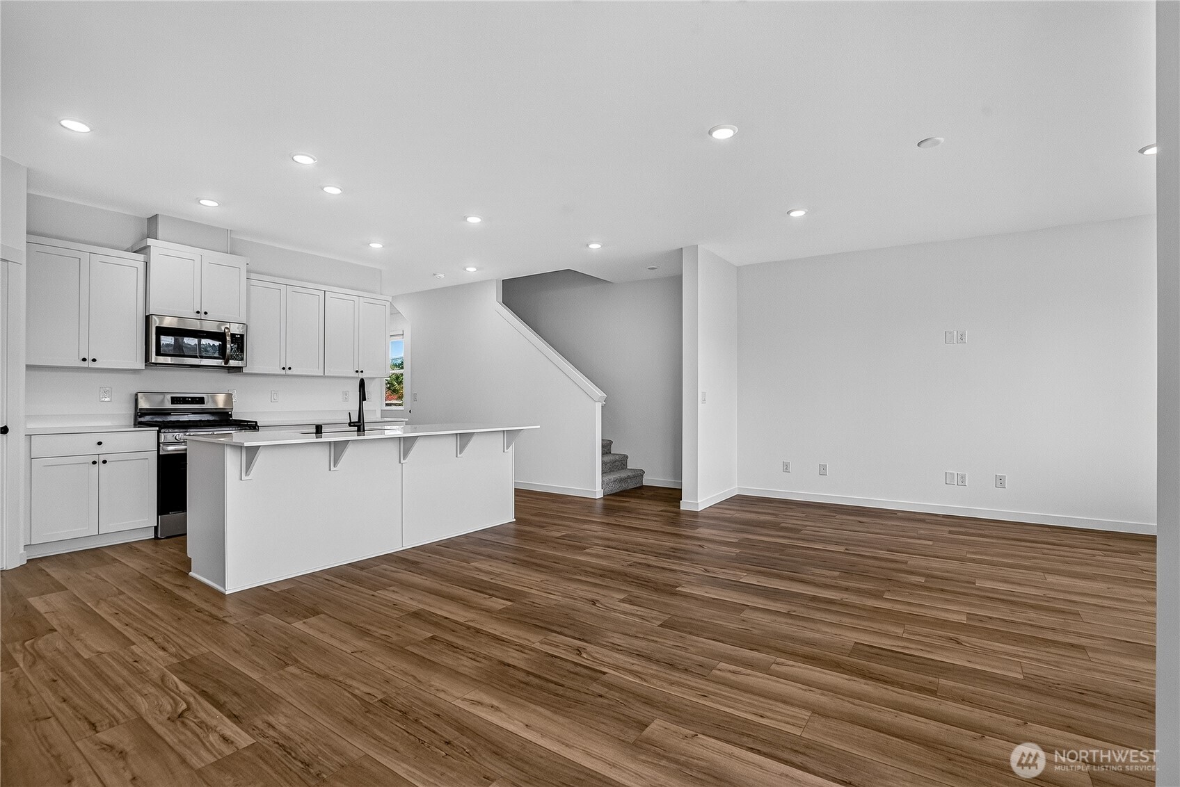 2331 Ash Street Property Photo 5