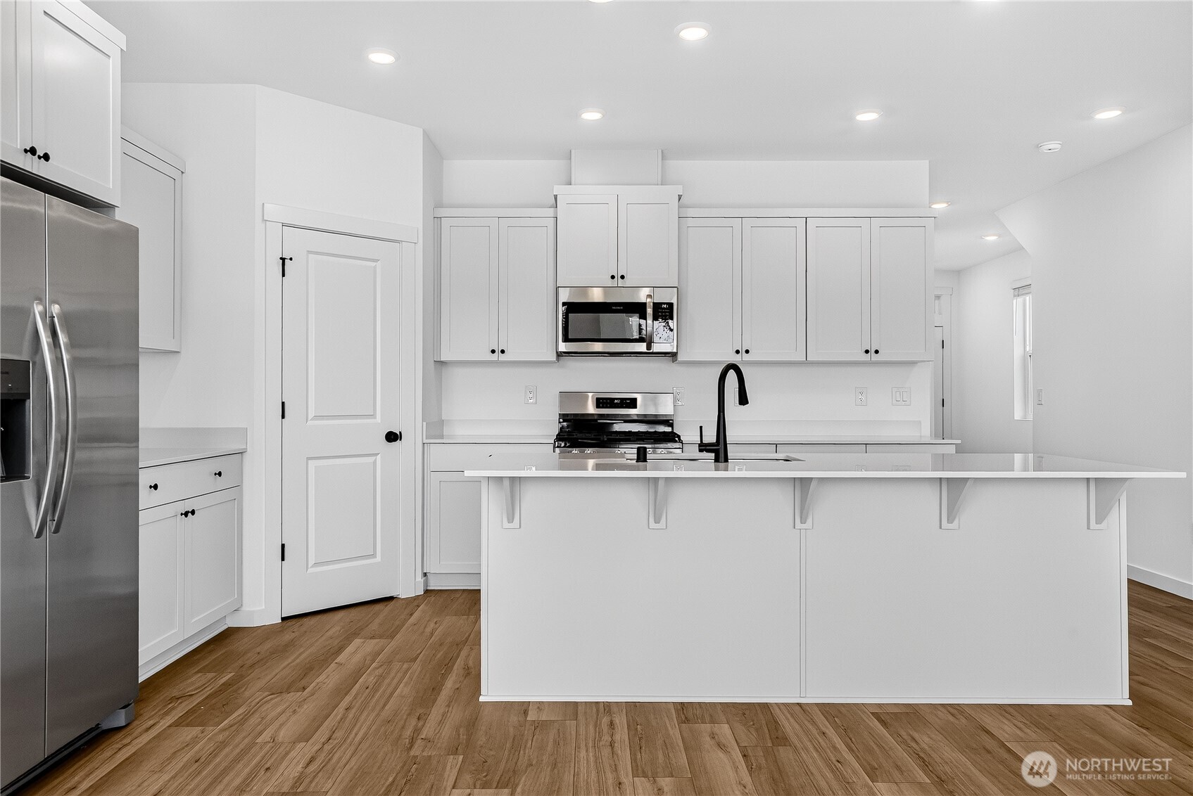 2331 Ash Street Property Photo 6