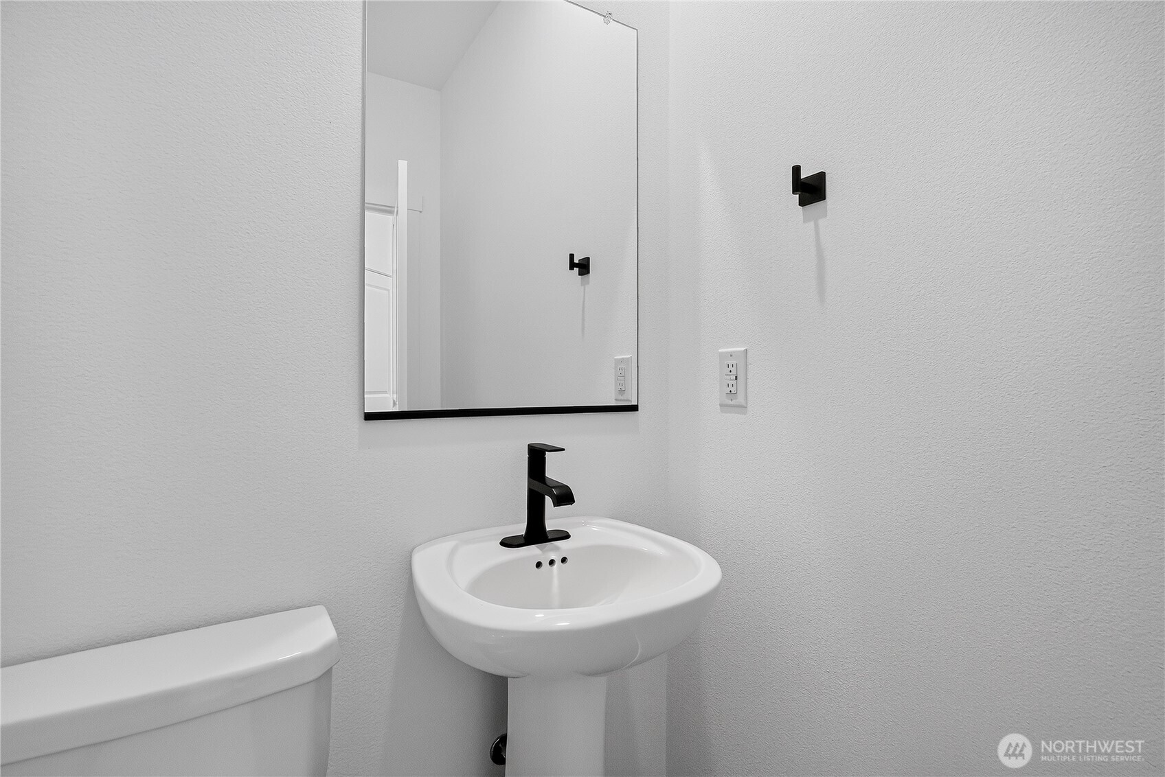 2331 Ash Street Property Photo 12