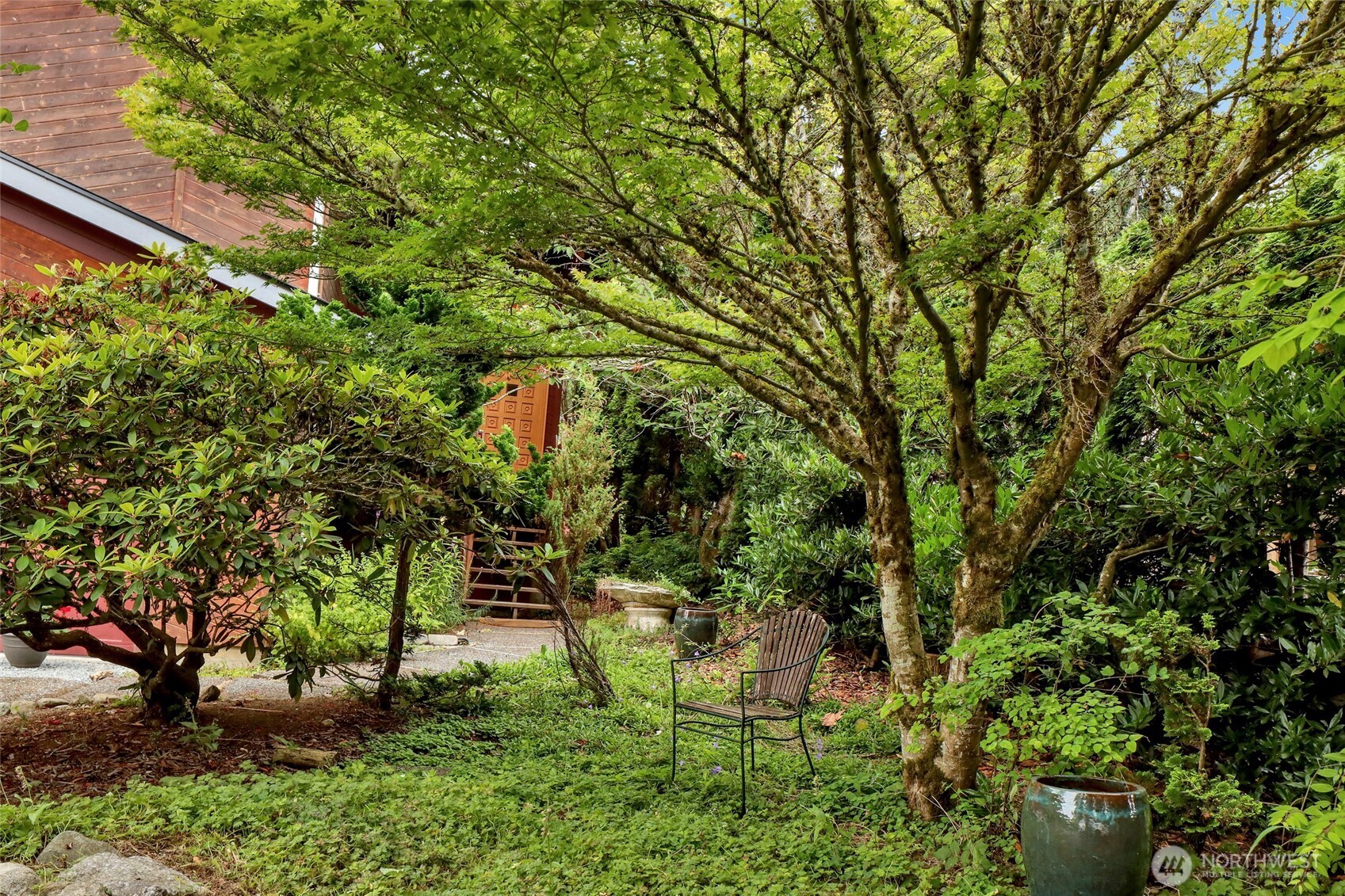 1225 Verona Street Property Photo 4