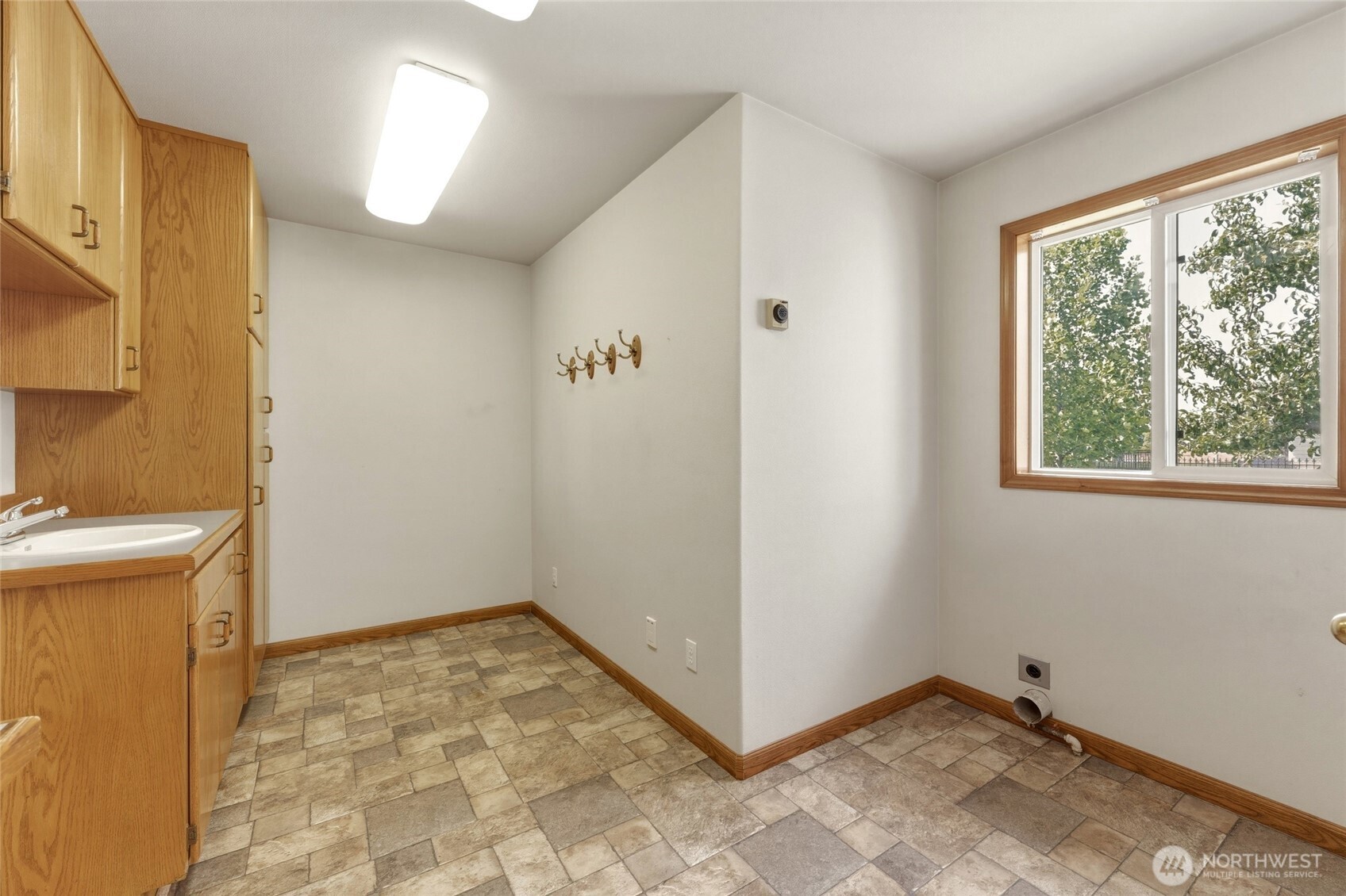1022 Southview Drive Property Photo 10