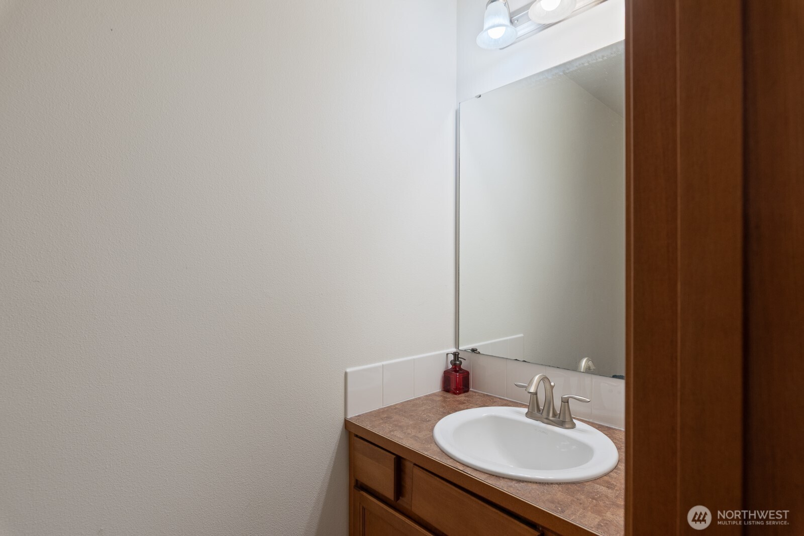 509 E Division Street A Property Photo 10