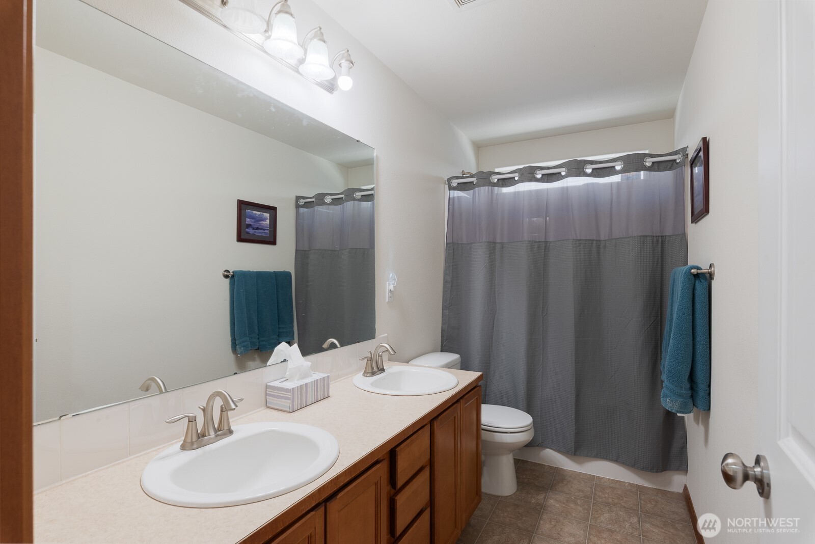509 E Division Street A Property Photo 17