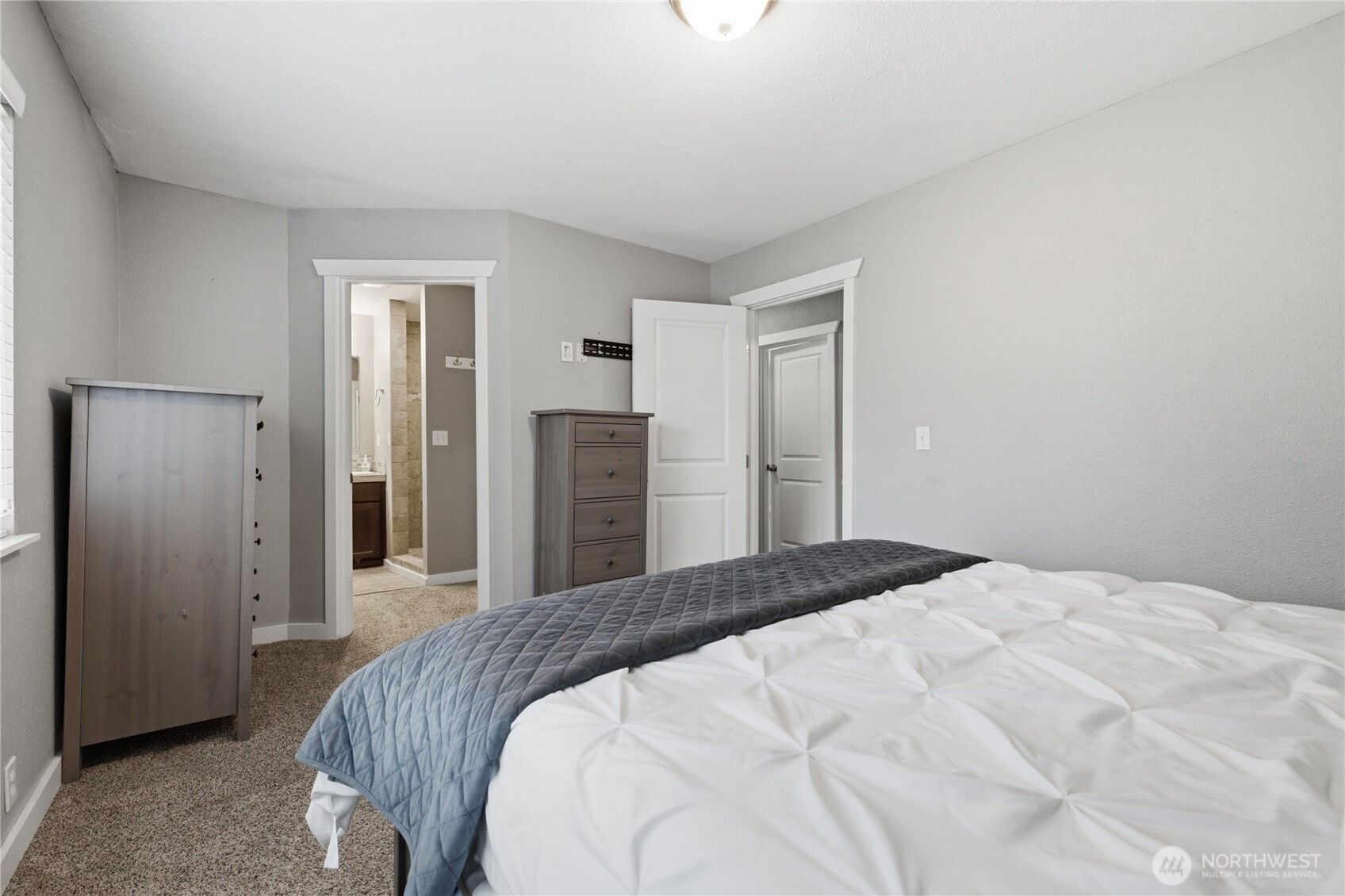 6911 Vandermark Road Property Photo 21