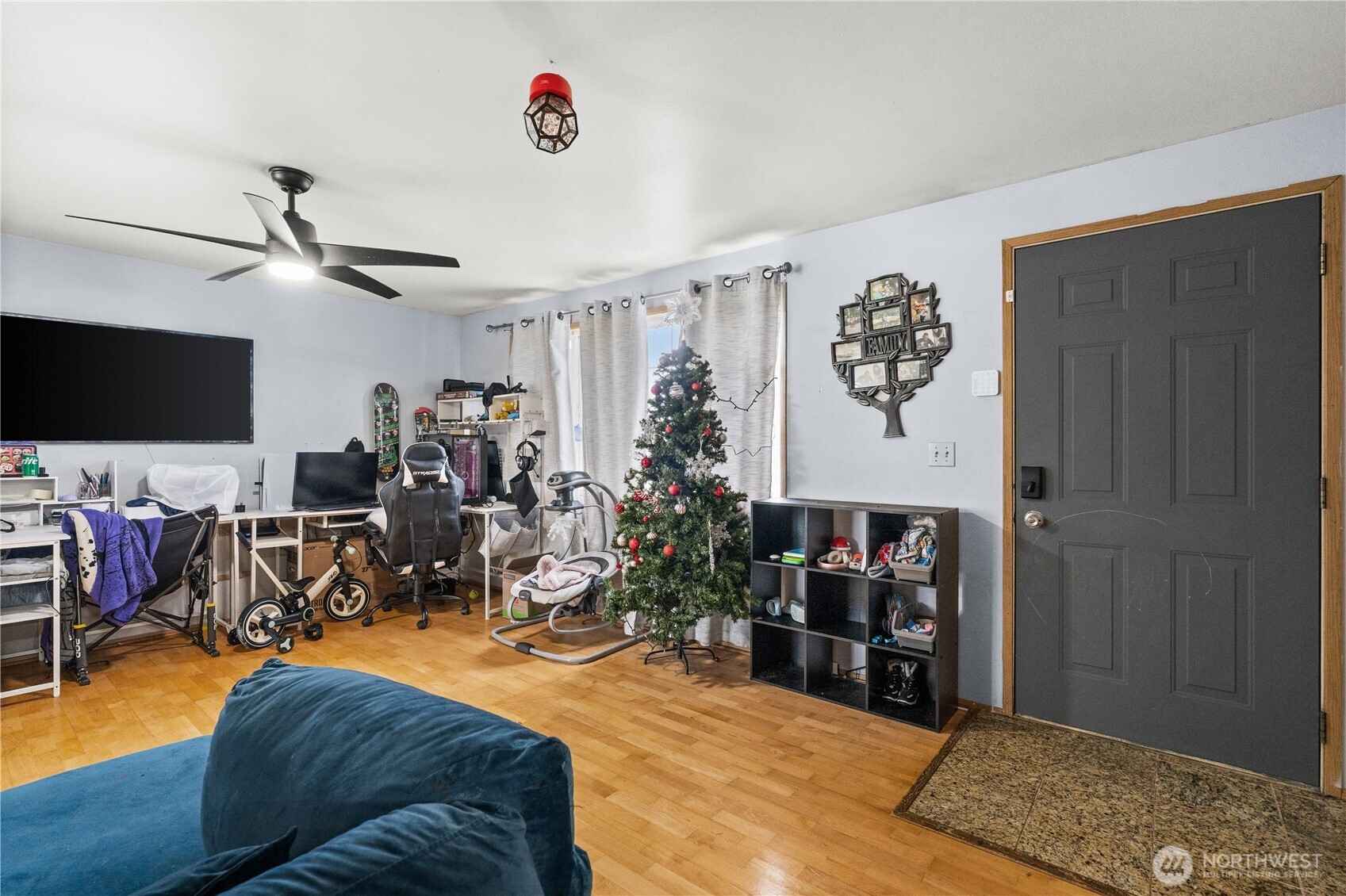 7631 273rd Street Property Photo 18
