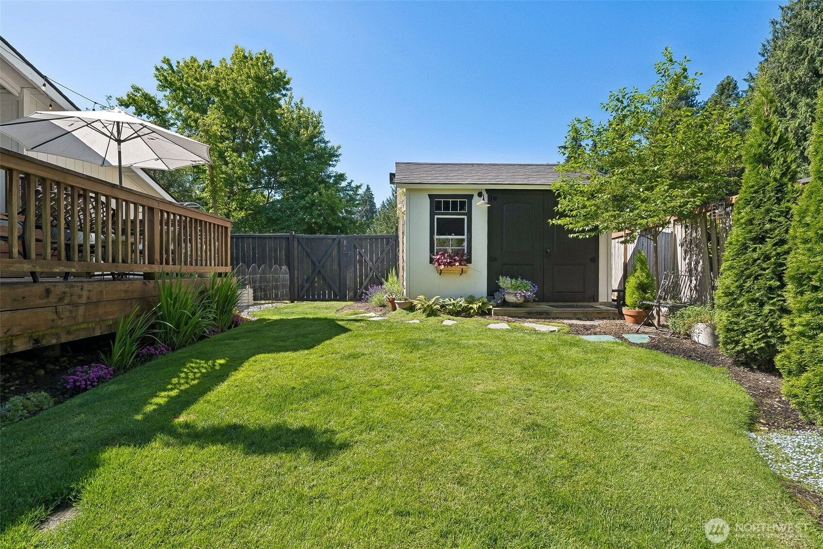 6221 81st Street Property Photo 24